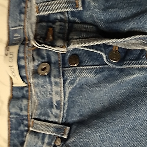 SOLD: vintage Gap Blue Jeans high-waisted button fly bootcut jeans - Picture 4 of 8